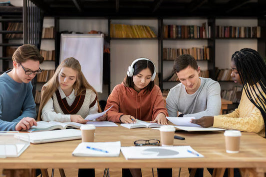 Prepping for College Applications: 8 Moves You Need to Make Now